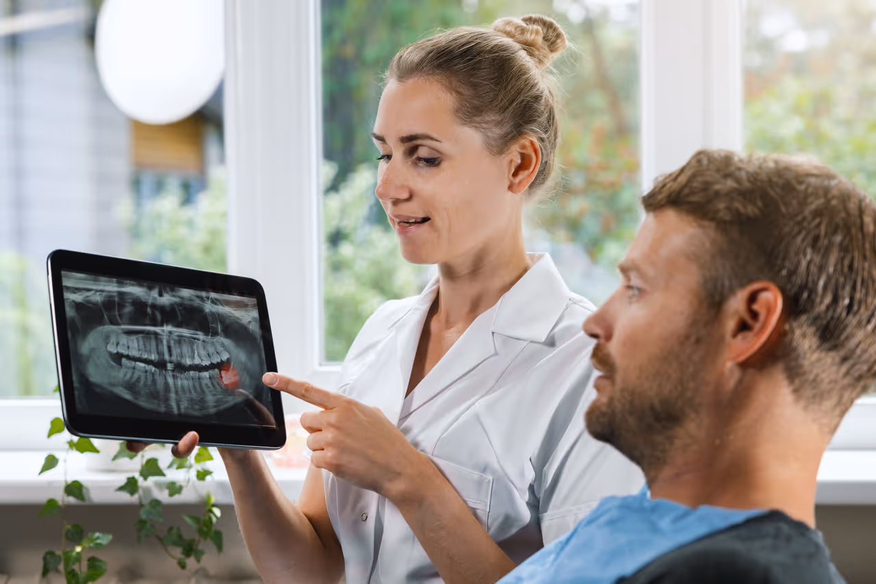 Wisdom Tooth Recovery: Healing Timeline & Tips